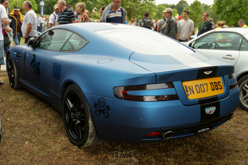 Illustration for article titled Classic British Welcome Photos (Le Mans Carshow)